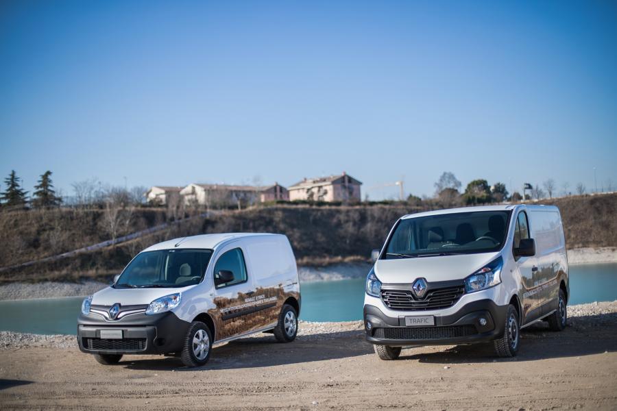  Renault Trafic Van X-Track 2016 года  (фото 15 из 20)